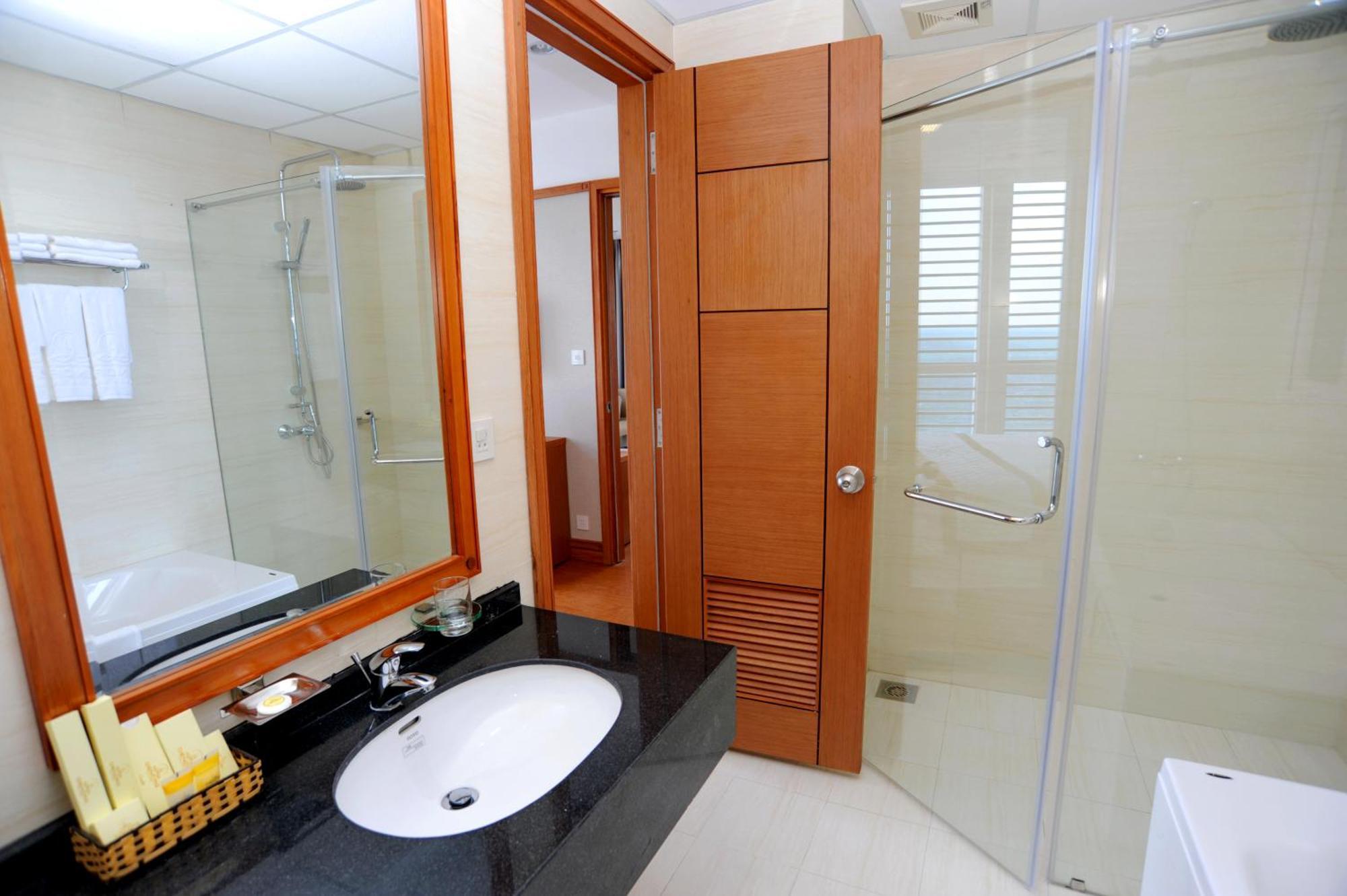 Dendro Beachfront Hotel Нячанг Номер фото